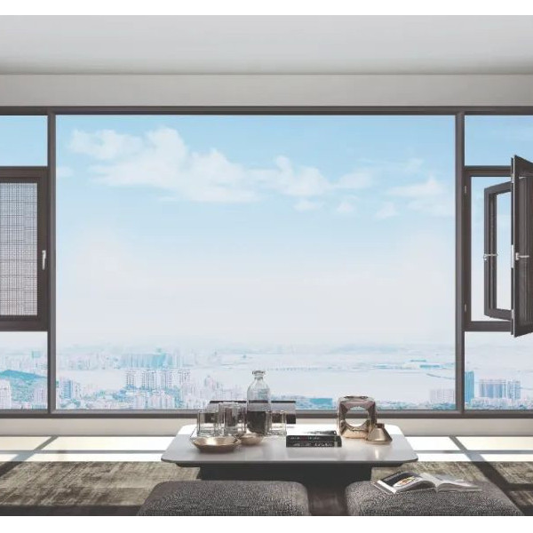 伊盾門窗【生活真美好】第一季 | 品質(zhì)居所、溫馨生活，是對美好的最佳詮釋